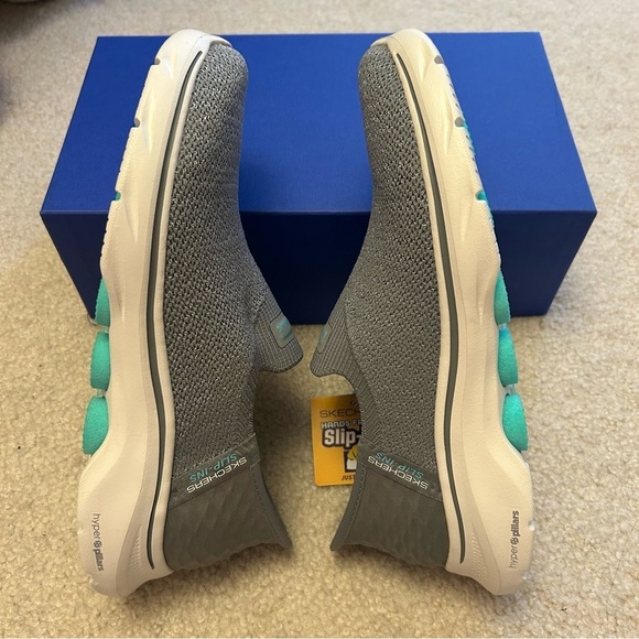 Skechers Slip-Ins GO Walk 7 Springtime Slip-On Sneaker in Grey/Silver Size 8 - Picture 6 of 8